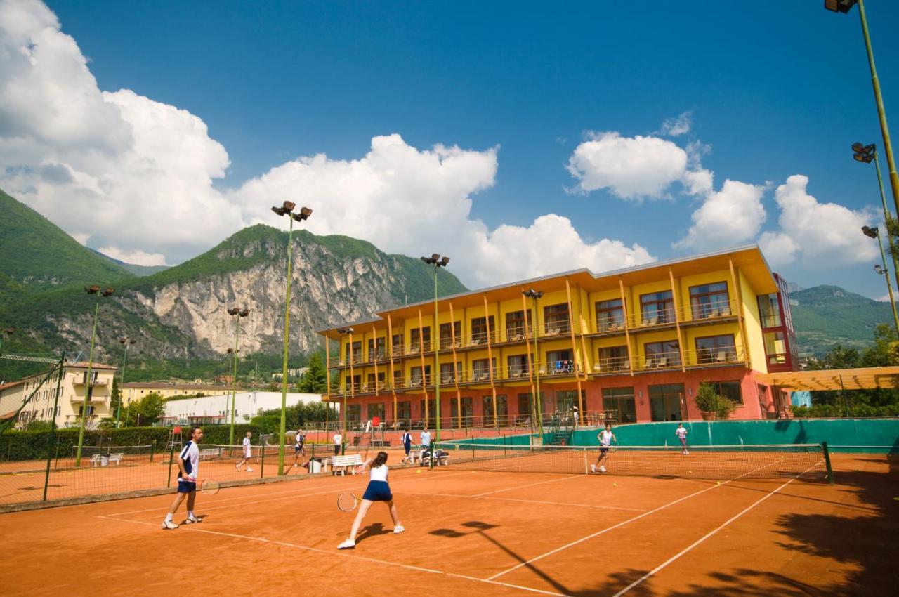 Garda Sporting Club Hotel Riva Zewnętrze zdjęcie