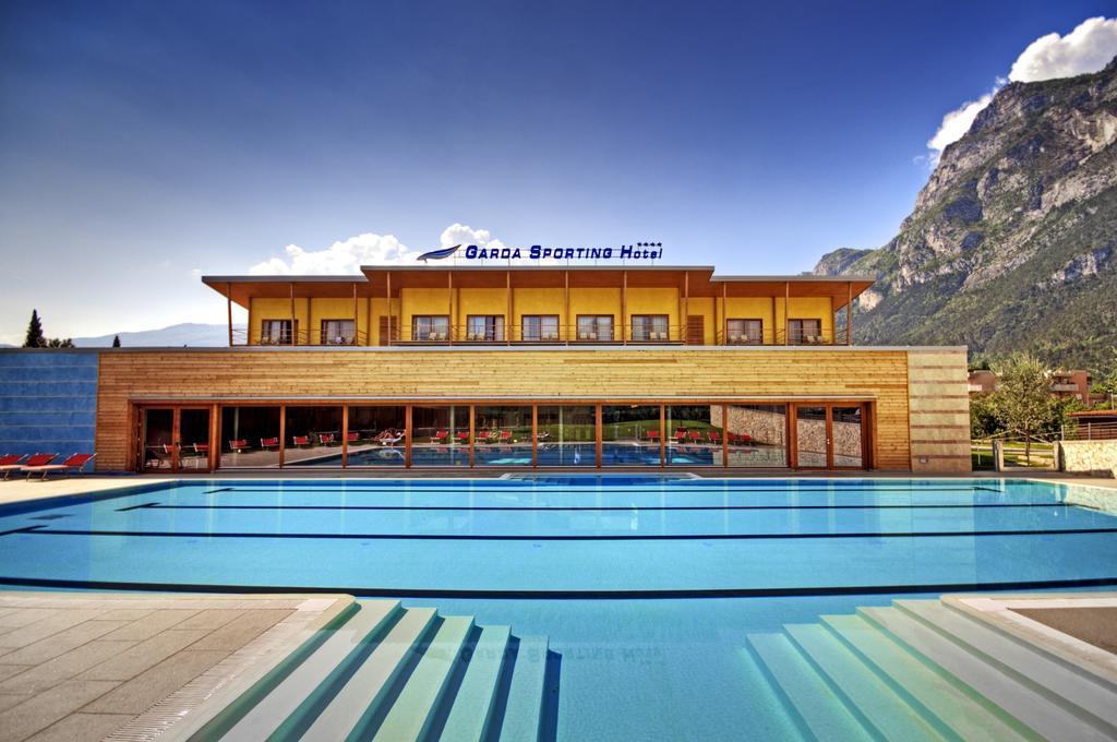 Garda Sporting Club Hotel Riva Zewnętrze zdjęcie